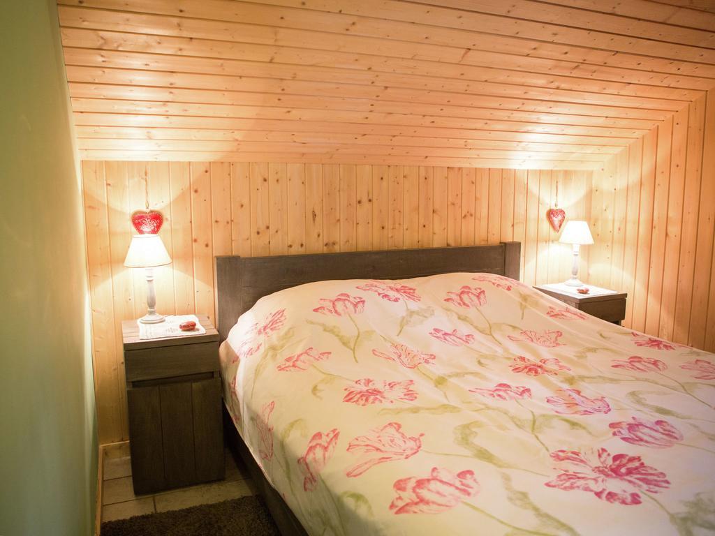 Luxurious Chalet In Oud Turnhout With Large Garden Βίλα Oud-Turnhout Εξωτερικό φωτογραφία