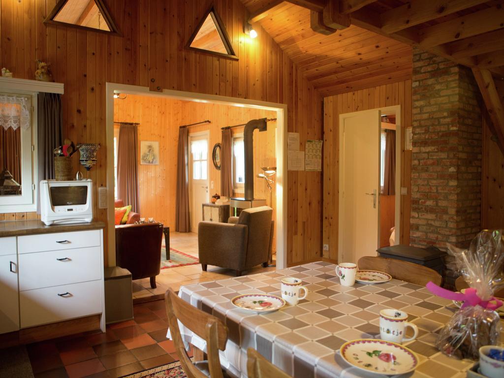 Luxurious Chalet In Oud Turnhout With Large Garden Βίλα Oud-Turnhout Εξωτερικό φωτογραφία