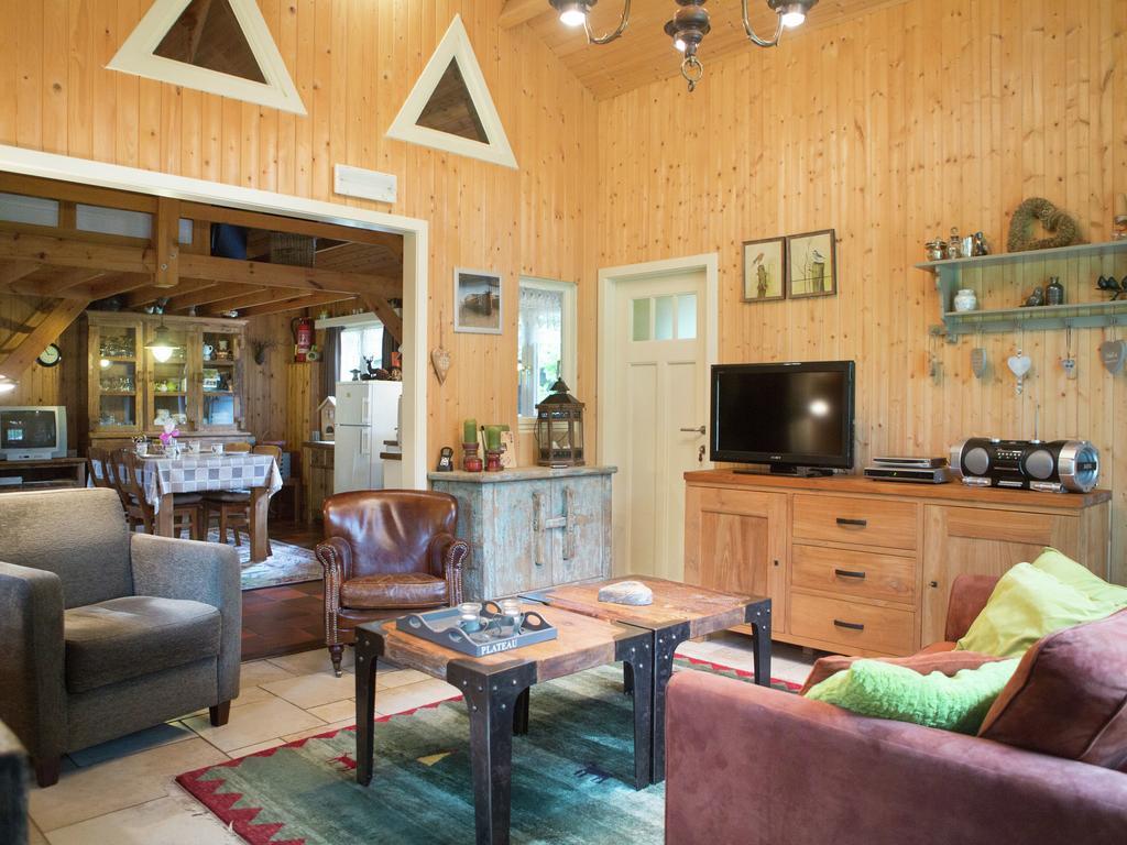 Luxurious Chalet In Oud Turnhout With Large Garden Βίλα Oud-Turnhout Εξωτερικό φωτογραφία