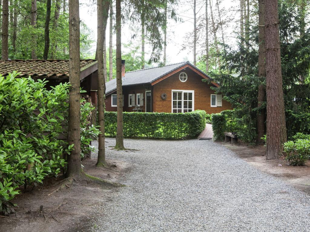Luxurious Chalet In Oud Turnhout With Large Garden Βίλα Oud-Turnhout Εξωτερικό φωτογραφία